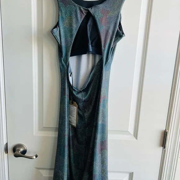 Prana dress. - Picture 5 of 9